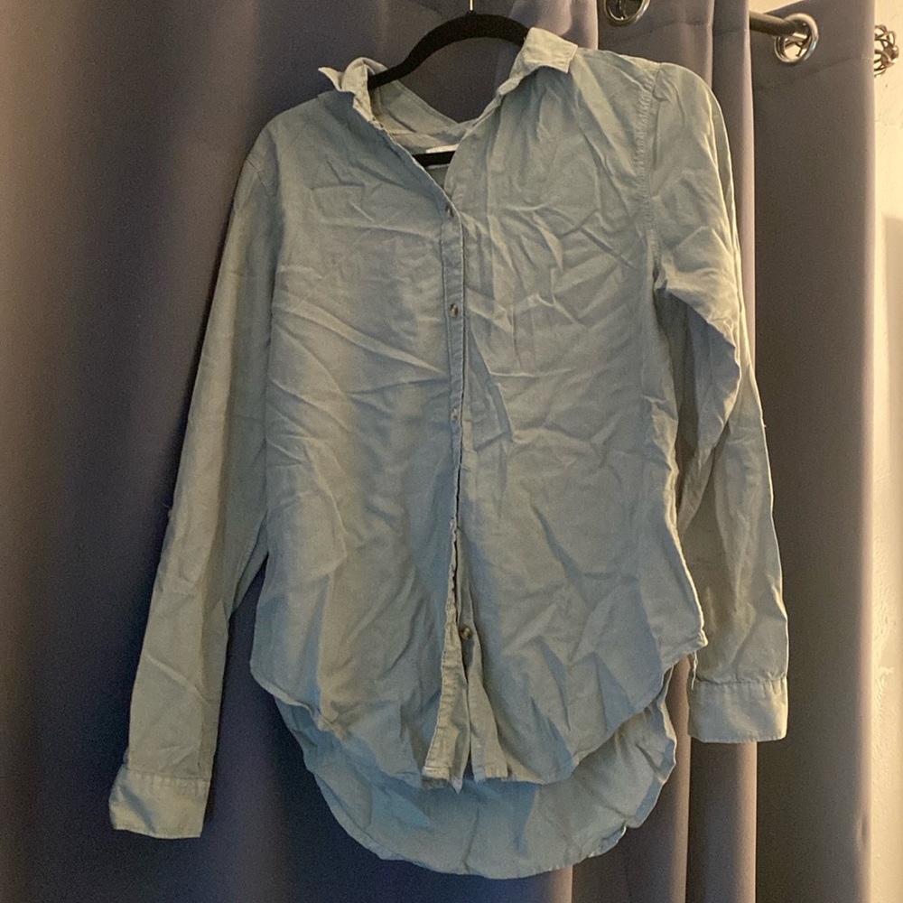 Thread Supply green button up